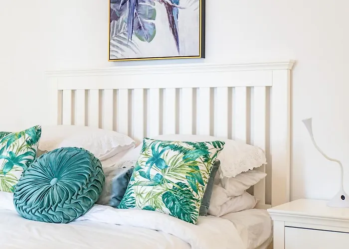 Aris By Ezoria Villa Tsadha