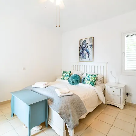 Aris By Ezoria Βίλα *