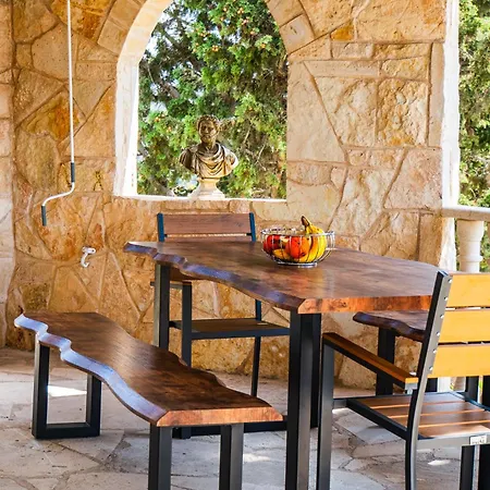 Aris By Ezoria Βίλα Τσάδα