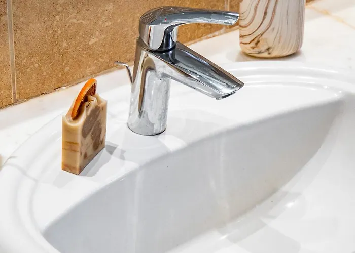 Aris By Ezoria Tsadha