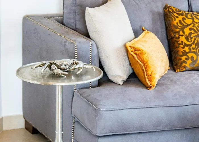 Aris By Ezoria Villa